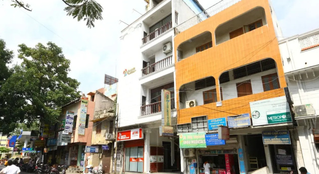 OYO 10675 Prakasam Residency, Забронировать Отель Отели штата Тамилнада с завтраком, Завтраки