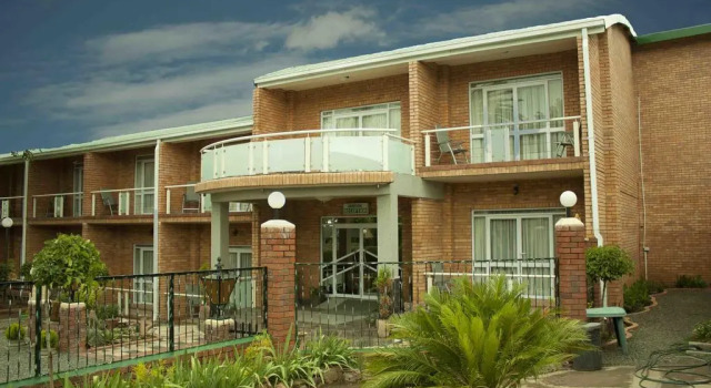 Hotel Mount Maluti, Boek Hotel Hotels in Mohale's Hoek met parkeren, Parkeren