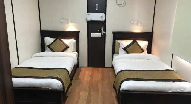 Коттедж Luxury Kanj Kiri Container Tent City Kumbh