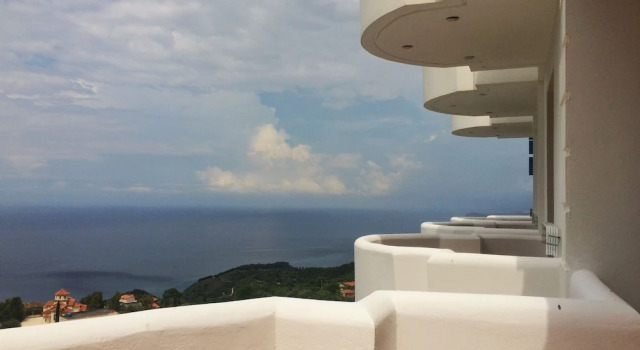 Трёхместный номер Standard с балконом и с видом на море Paradise Lukova Hotel