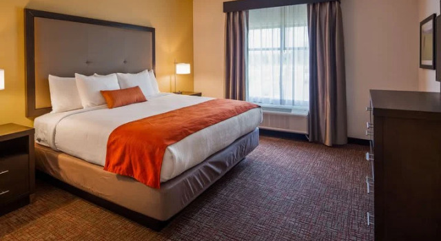 Одноместный люкс B/W Plus Elizabethtown Inn & Suites