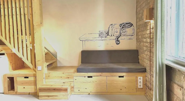 Студия Lavender Circus Hand Drawn Apartments