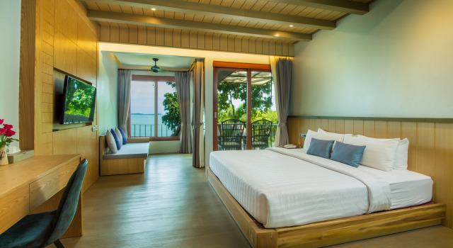 Coral Cliff Beach Resort Samui - SHA Plus, Забронировать Курортный отель Чавенг-Ной-Бич Самуи