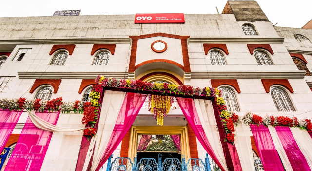 Hotel O Vishwakarma Palace, Забронировать Отель Отели Нью-Дели с завтраком, Завтраки