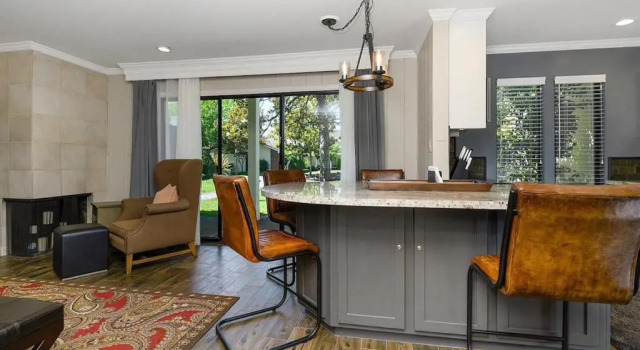 40% OFF Spectacular 1BD Suite inside Silverado