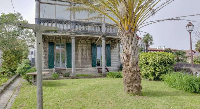 Appartement de Charme avec Jardin et Terrasse au Centre dHendaye, à 2 km de la Plage - FR-1-2-346, Забронировать Апартаменты/квартира Андай French Basque Country