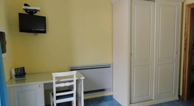 Номер Comfort Hotel Cava DellIsola