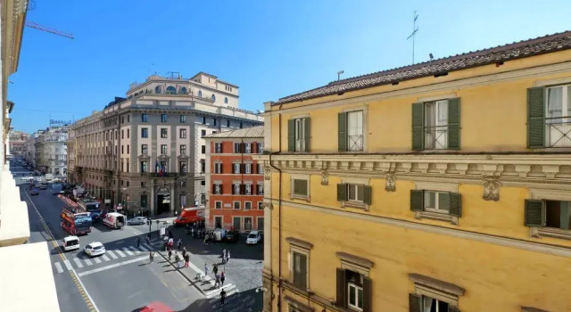 Treasurerome Spanish Steps Family 4BR, Забронировать Апартаменты/квартира Треви Рим, рядом с Посольство США в Риме