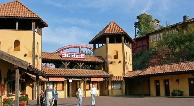 Europapark C7 2-4p, Забронировать Курортный отель Курортные отели Северного Рейн-Вестфалия, Курортный отель