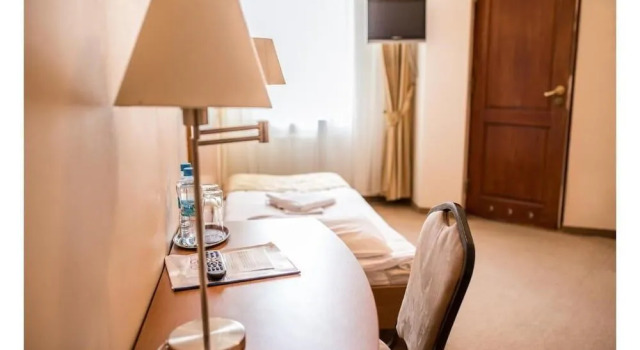 Hotel Promenada, Забронировать Отель Отели Мазурия с парковкой, Парковка