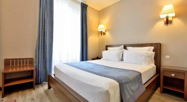 Bahçe manzaralı Standart çift kişilik oda Hotel Capitole