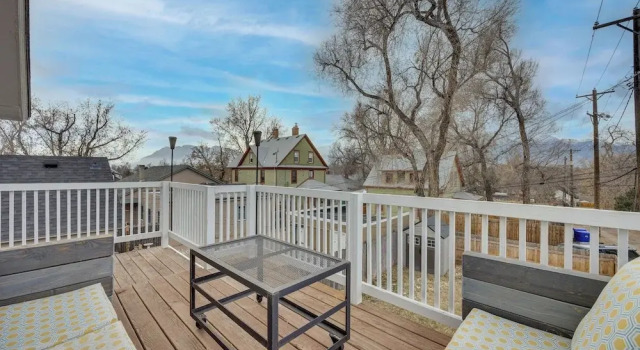 Коттедж с 2 комнатами с балконом Colorado Springs Home: Balcony w/ Mountain Views!