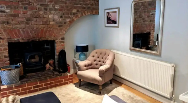 Contemporary 2 Bedroom Cosy Cottage, Забронировать Дом для отпуска Виллы Исторического графства Суссекса, Вилла