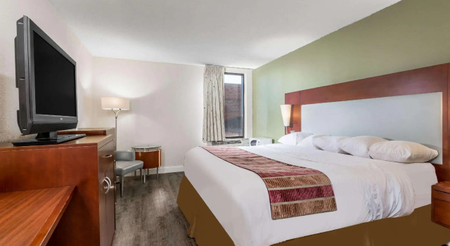 Двухместный номер Standard Days Inn & Suites by Wyndham Rocky Mount Golden East