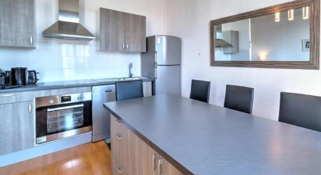 IMMOGROOM - Charming apartment - City Center - Wifi - AC