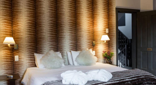 Cedrics Lodges, Забронировать Отель Отели Кейптауна 4 звезды, рядом с MyCiTi Station Adderley Street, 4*