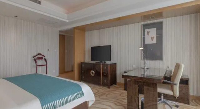 Люкс Deluxe с 2 комнатами Landbridge Jinjiang Hotel