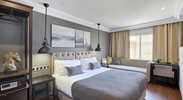 Одноместный номер Superior Hotel Cortes Rambla