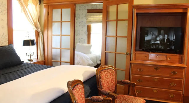 Номер Premium Pacific Grove Inn