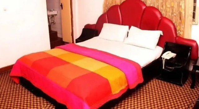 Mimi Guest House, Book Guesthouse Ikeja 