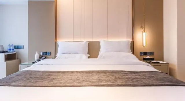 Люкс Deluxe Lavande Hotel (Maoming Dianbai)