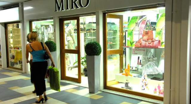 Tra I Pini, Book Lejlighed Hoteller i Friuli Venezia Giulia med parkering, Parkering