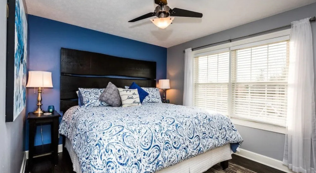 Among the Vineyards Bed & Breakfast, Book Hotel Baroda Michigan