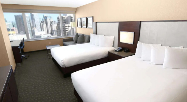 Четырёхместный номер Skyline View Hilton San Francisco Union Square
