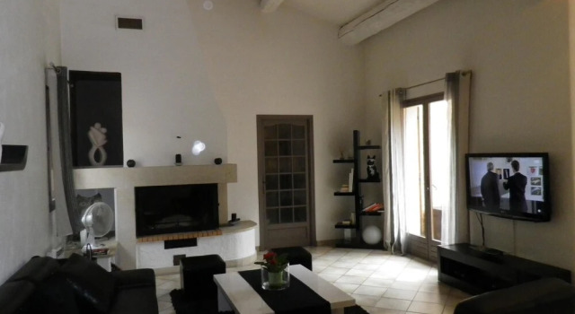 Villa With 3 Bedrooms in Taillades, With Wonderful Mountain View, Priv, Prenota Villa Taillades Francia