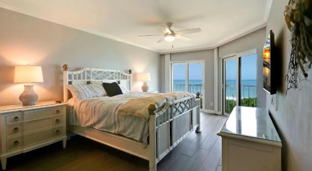 Land's End 10-403 Beach Front - Premier, Забронировать Апартаменты/квартира Отели Сент-Пит-Бич с бассейном, рядом с Splash Island Water Park, Бассейн