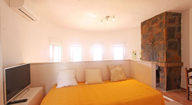 1100 Beachfront 1.Line Villa Marbesa Large Garden-Pool, Забронировать Вилла Коттеджи Марбелья, Коттедж