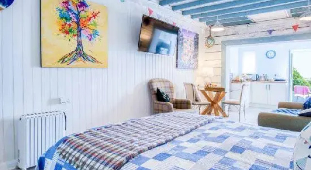 Апартаменты Raymond House Guest House Penally