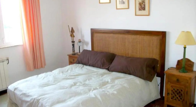 8 bedrooms house at Foz 400 m away from the beach with sea view jacuzzi and enclosed garden, Prenota Hotel Foz 