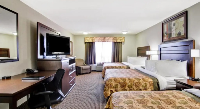 Двухместный номер Standard Coast Weyburn Hotel