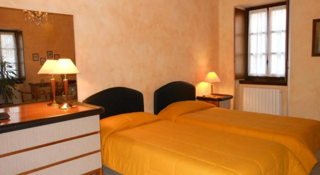 Agriturismo Cassinazza, Book Hotel Orsenigo 