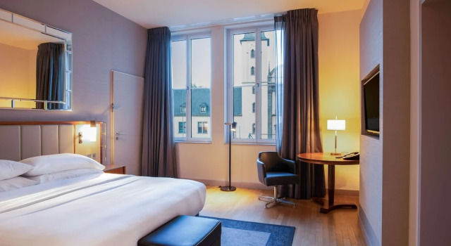 Двухместный номер с видом на Кёльнский собор Hilton Cologne