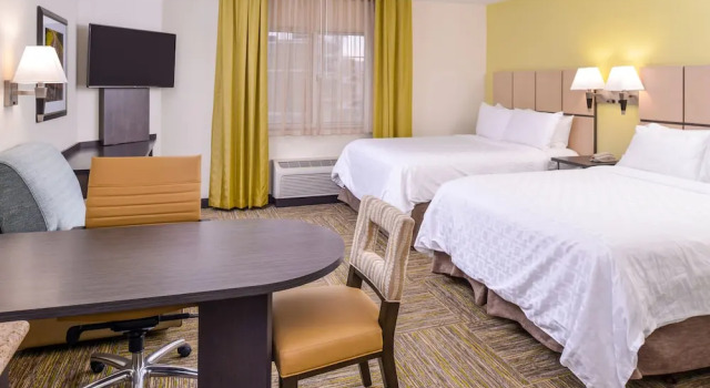 Четырёхместный люкс Candlewood Suites Paducah by IHG