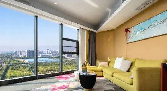 Люкс Deluxe Jinyi Hotel (Zhengzhou High-tech Vanke Plaza & Zhengzhou University Branch)