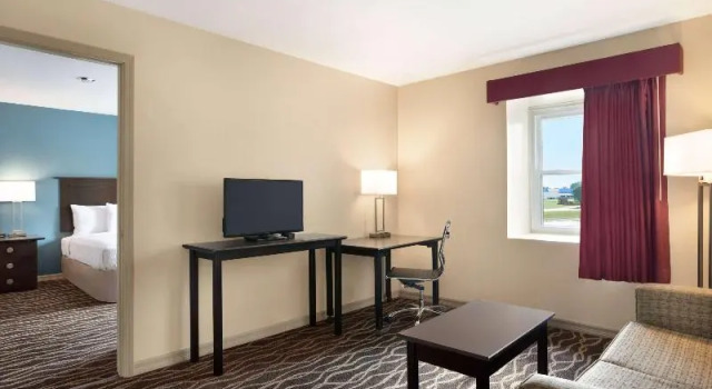 Номер Standard Days Inn and Suites by Wyndham Sikeston