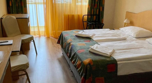 Hotel Magistern, Забронировать Отель Отели Шиофок 3 звезды, 3*