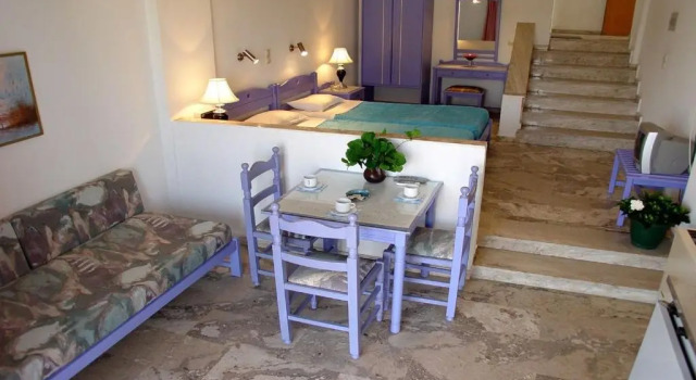 Студия Doreen Suites