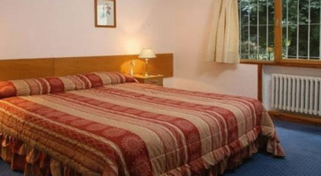 Hosteria El Retorno, Забронировать Отель Отели Lago Gutierrez 3 звезды, 3*