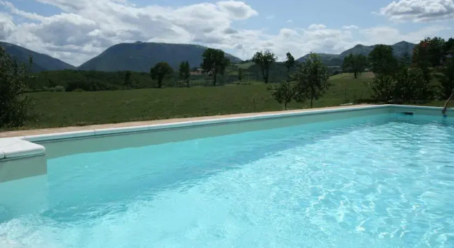Marche Holiday - Borgo San Martino, Rezervovat Hotel Cagli 