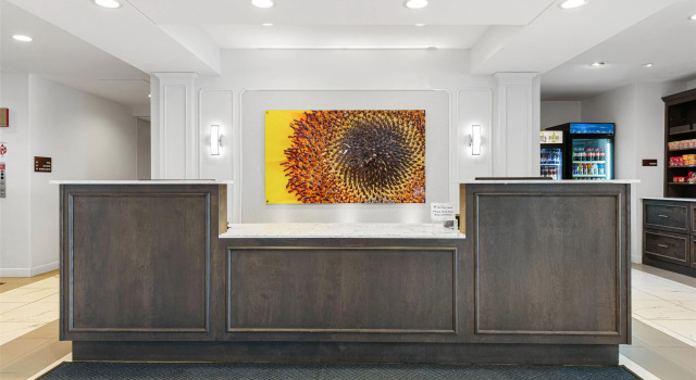Best Western Plus New Richmond Inn & Suites, Book Hotel New Richmond Wisconsin