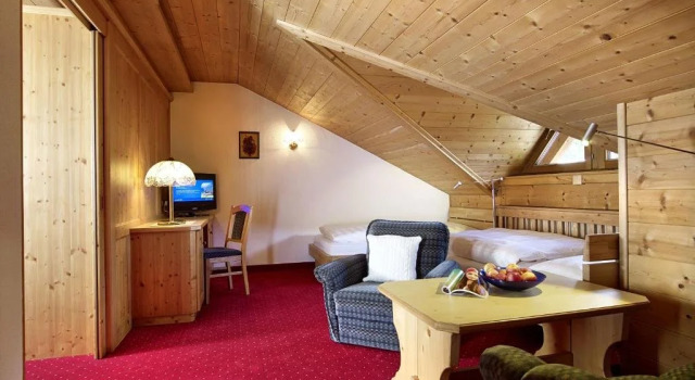 Hotel Traube, Prenota Hotel Pettneu am Arlberg St Anton