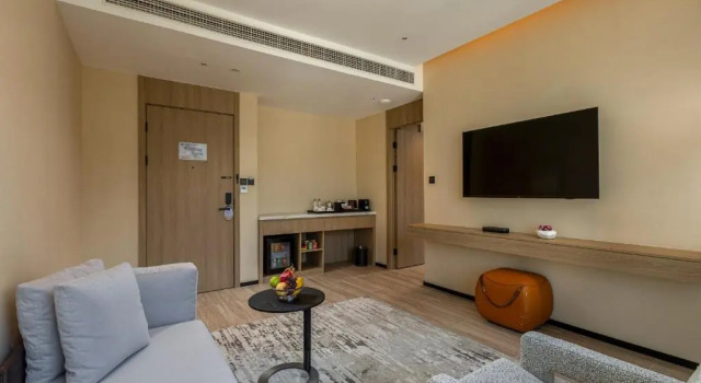 Семейный люкс Radisson Resort Layan Phuket