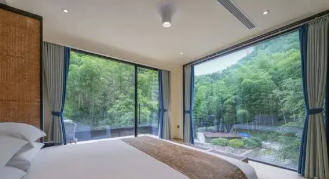 Люкс Deluxe Huazizai Holiday Villa（ Nearby JingShan Temple）