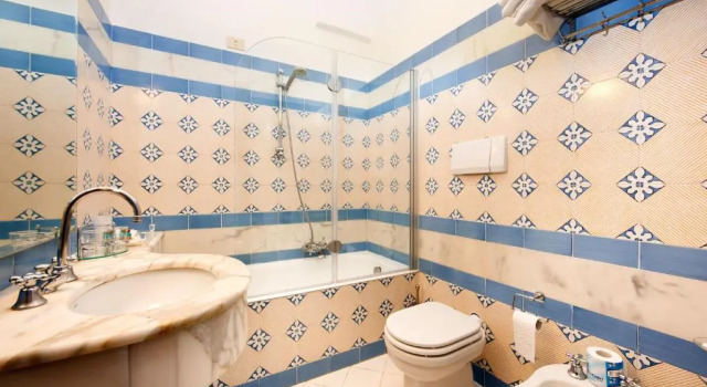 Четырёхместный номер Standard Johanna Park Hotel