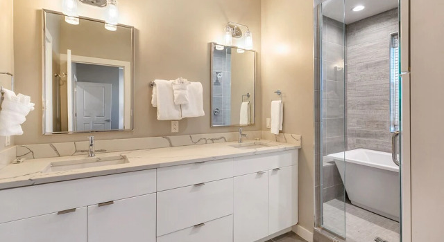 Номер Executive Bienville 4BR Stunning Townhouses Mid City