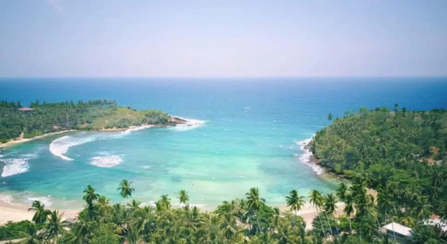 Seacoast Sanctuary Beach Hotel, Book Hotel Hoteller i Dikwella med parkering, Parkering